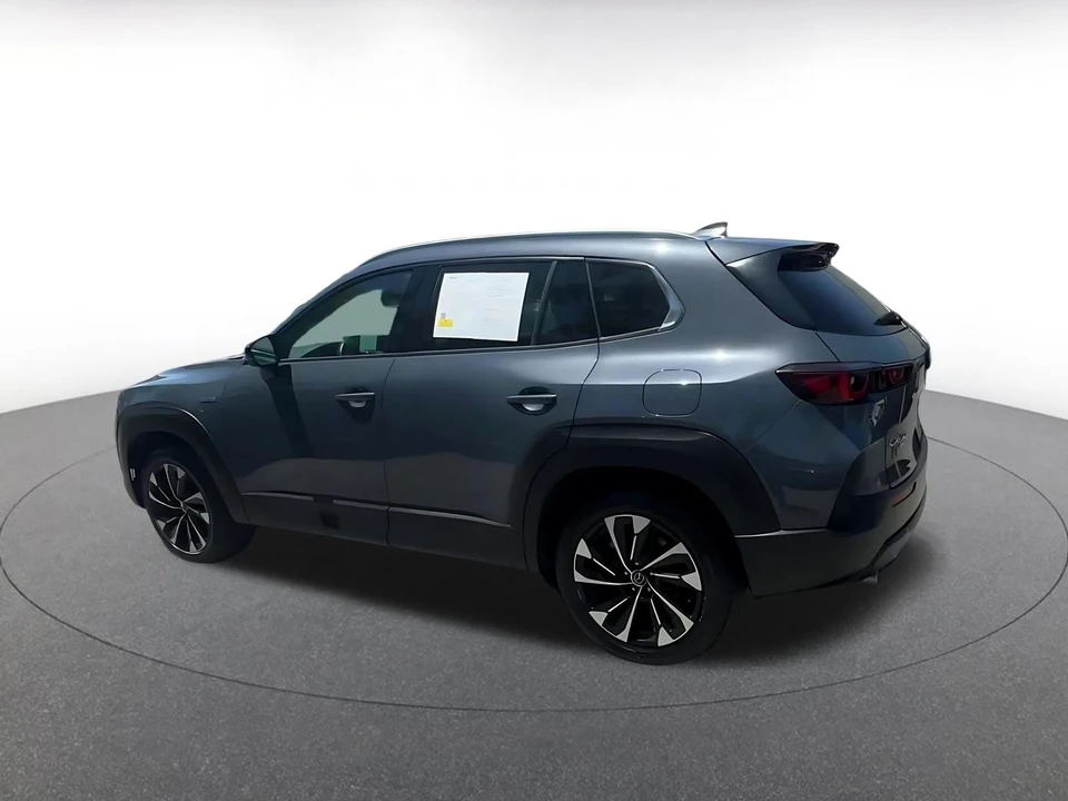 2025 Mazda CX-50 - Image 9 of 31