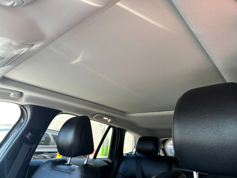 2025 Mazda CX-50 - Image 27 of 31