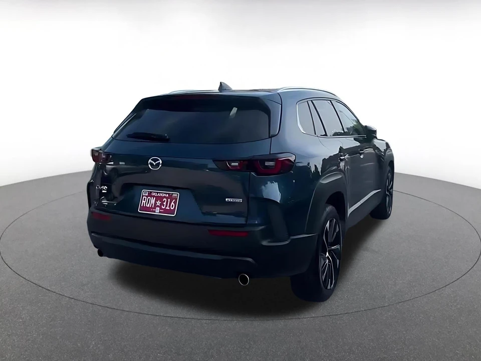 2025 Mazda CX-50 - Image 16 of 31