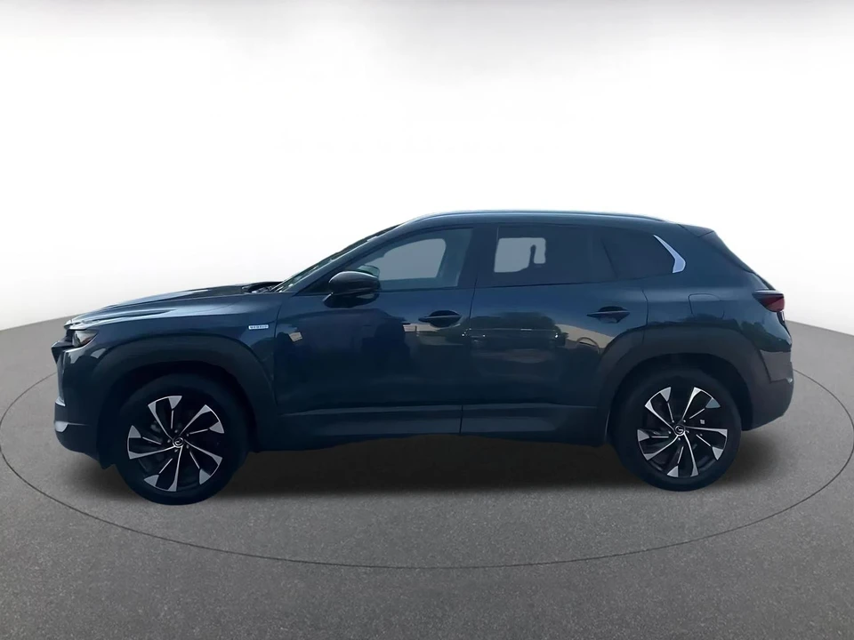 2025 Mazda CX-50 - Image 11 of 31