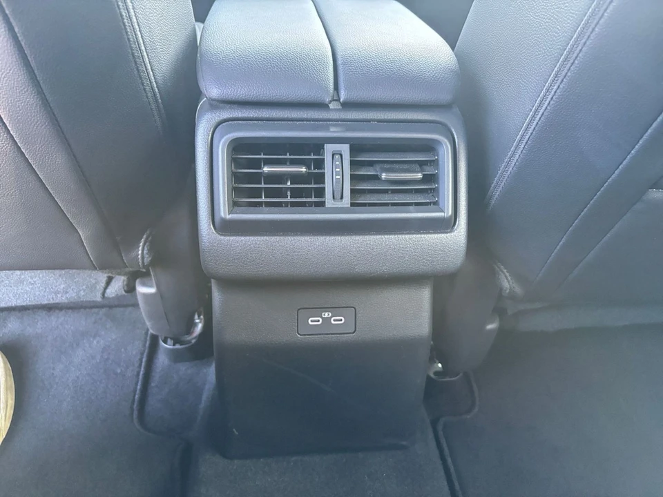 2025 Mazda CX-50 - Image 26 of 31