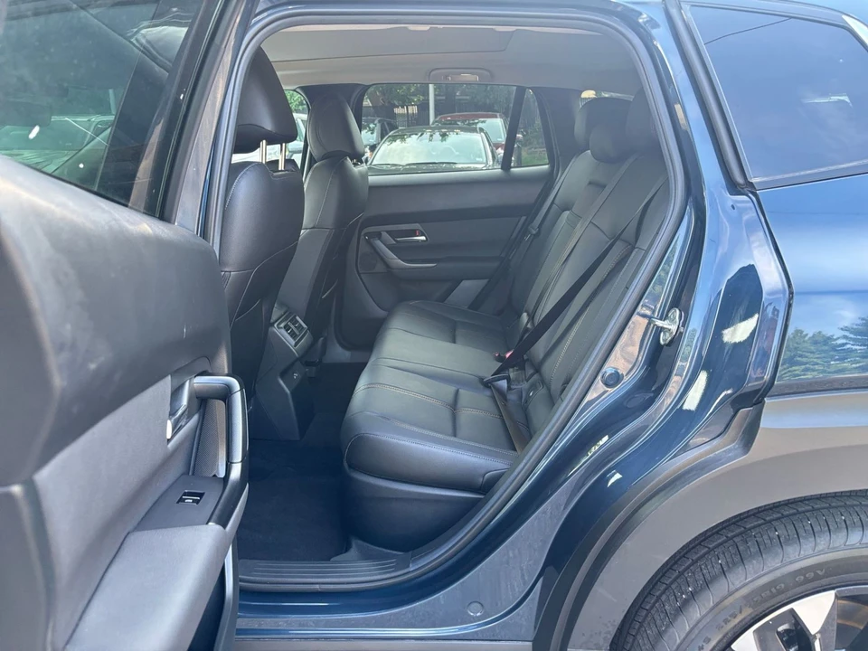 2025 Mazda CX-50 - Image 29 of 31