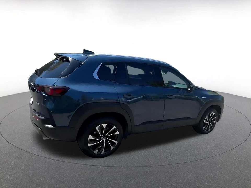 2025 Mazda CX-50 - Image 16 of 31