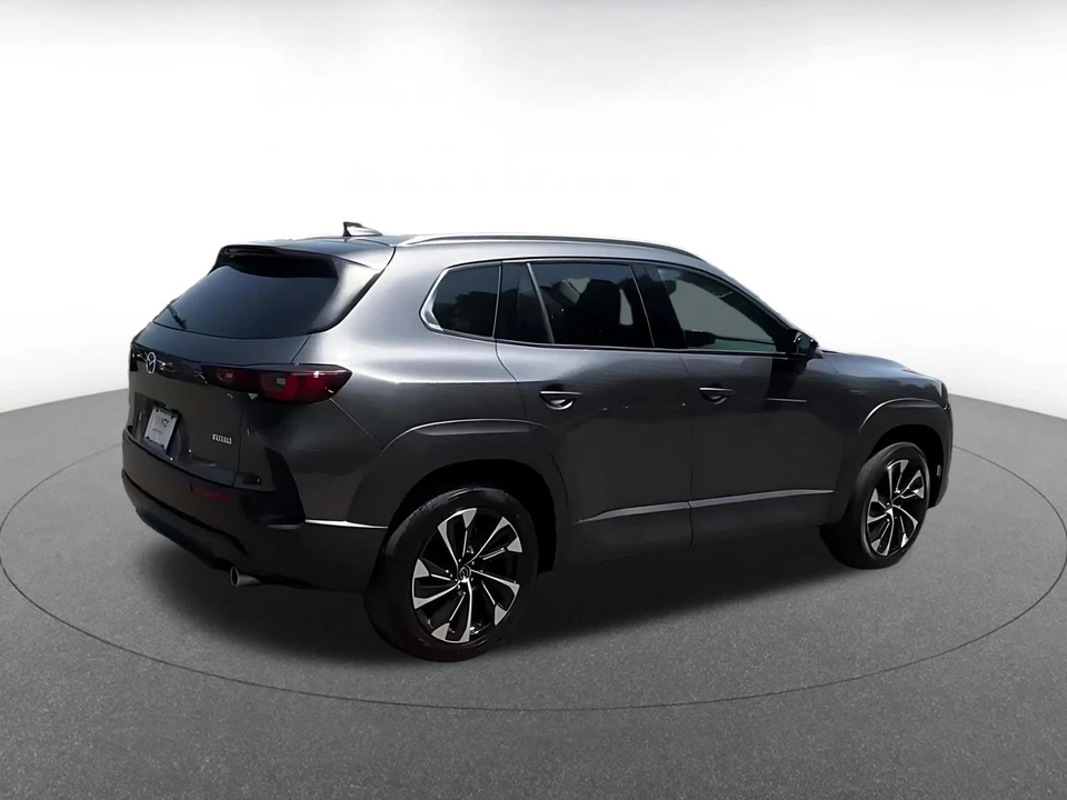 2025 Mazda CX-50 - Image 17 of 31
