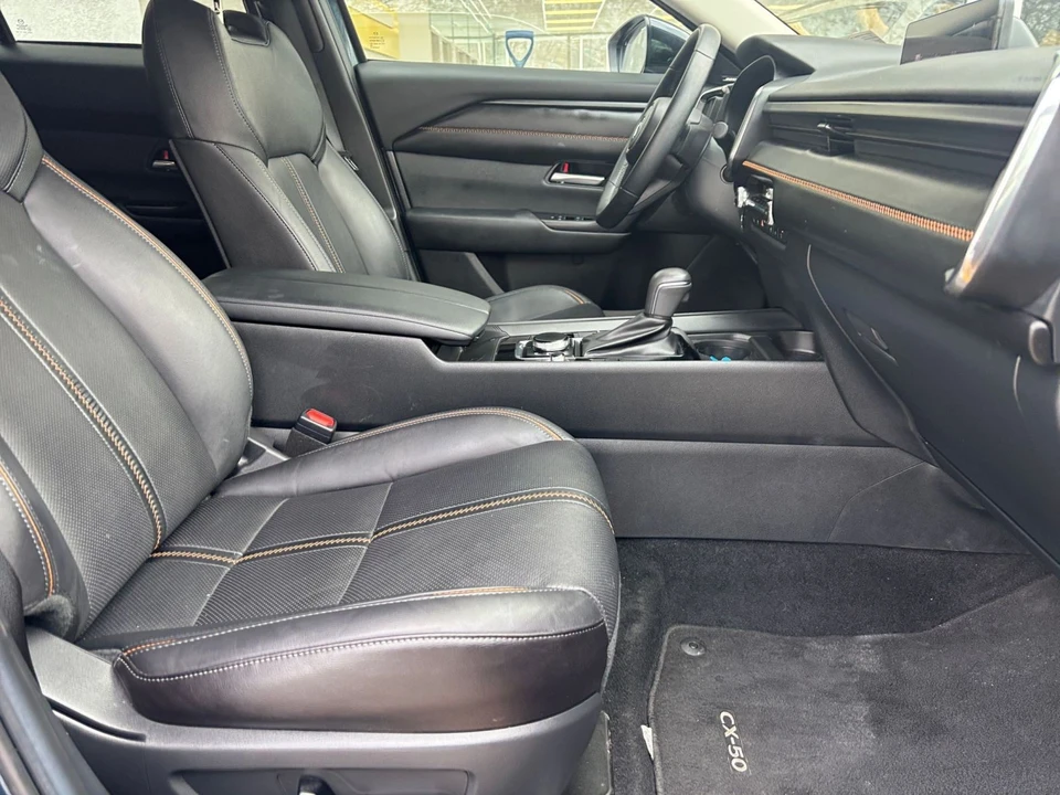 2025 Mazda CX-50 - Image 30 of 31