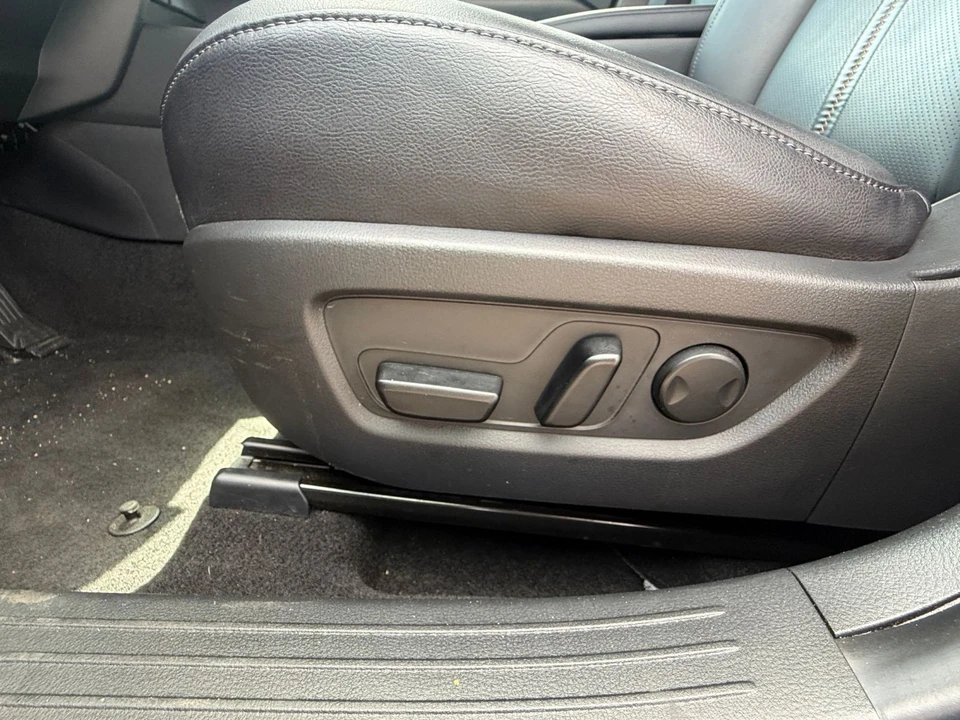 2025 Mazda CX-50 - Image 20 of 31