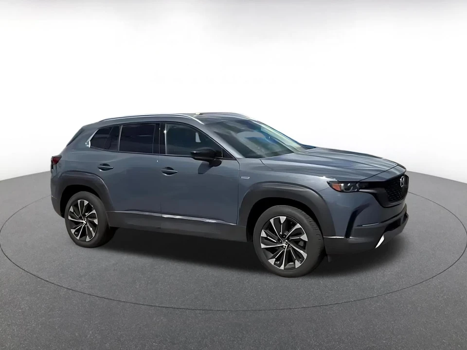 2025 Mazda CX-50 - Image 2 of 31