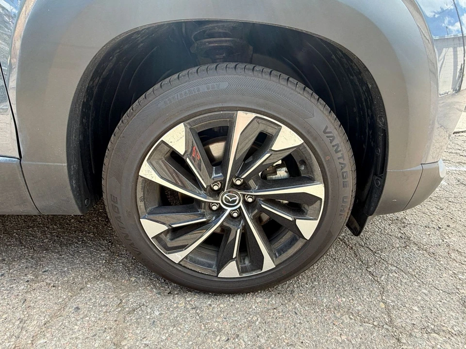 2025 Mazda CX-50 - Image 29 of 31
