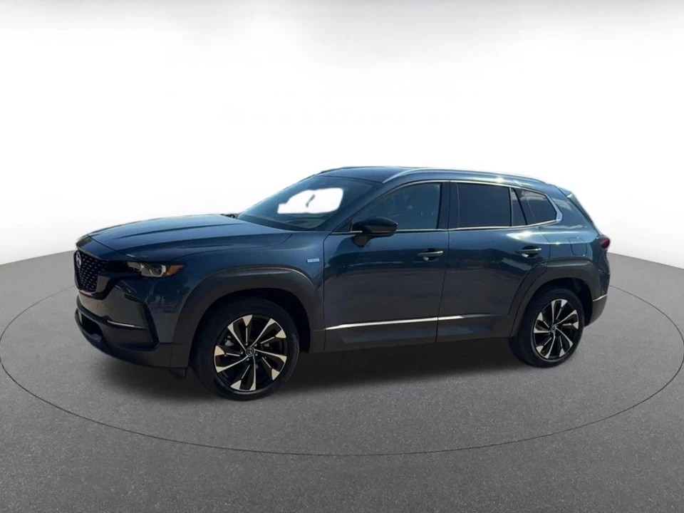 2025 Mazda CX-50 - Image 8 of 31