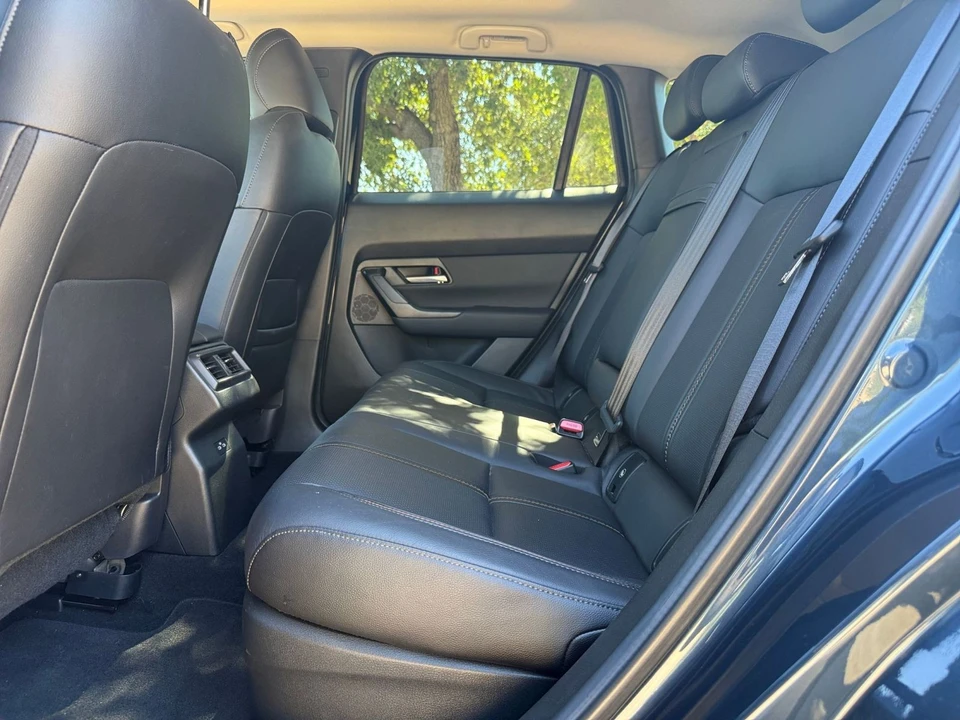 2025 Mazda CX-50 - Image 29 of 31