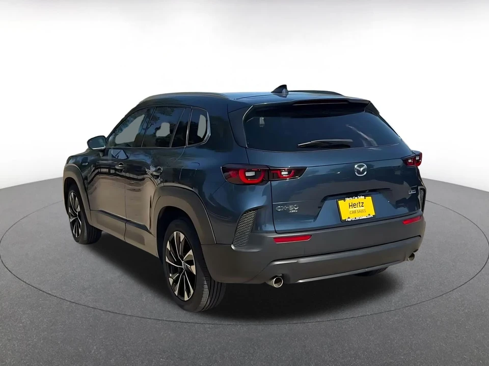 2025 Mazda CX-50 - Image 12 of 31