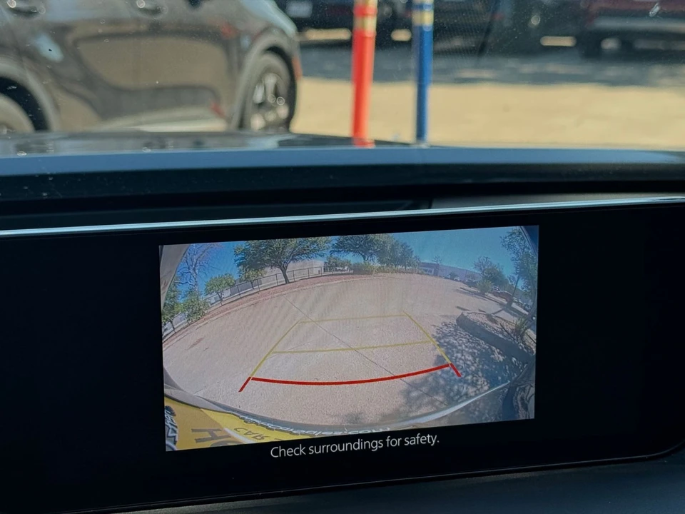 2025 Mazda CX-50 - Image 28 of 31