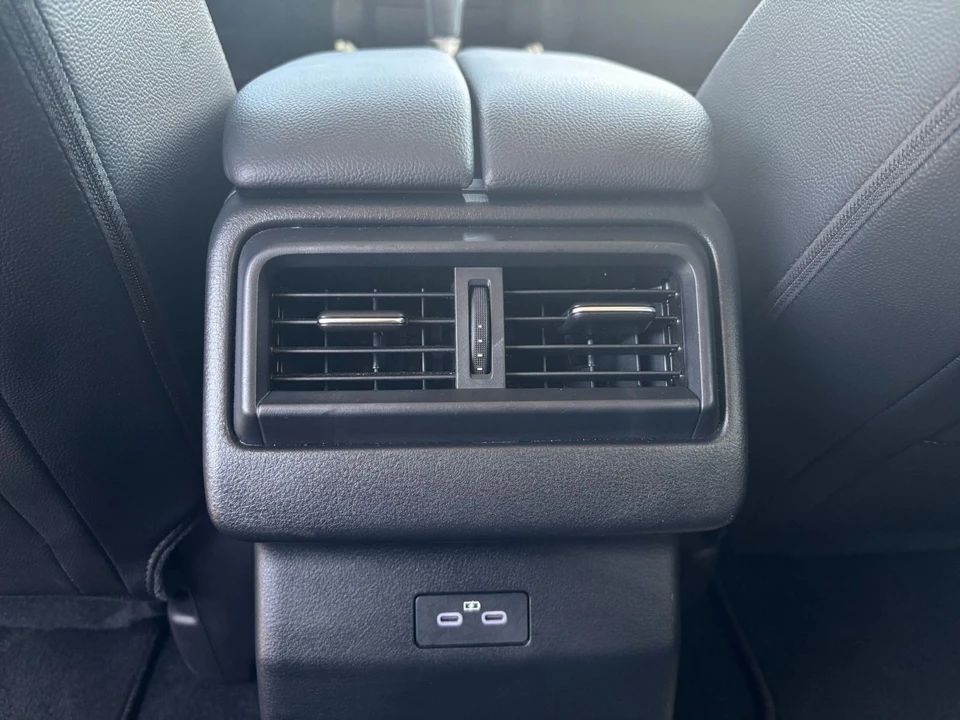 2025 Mazda CX-50 - Image 27 of 31
