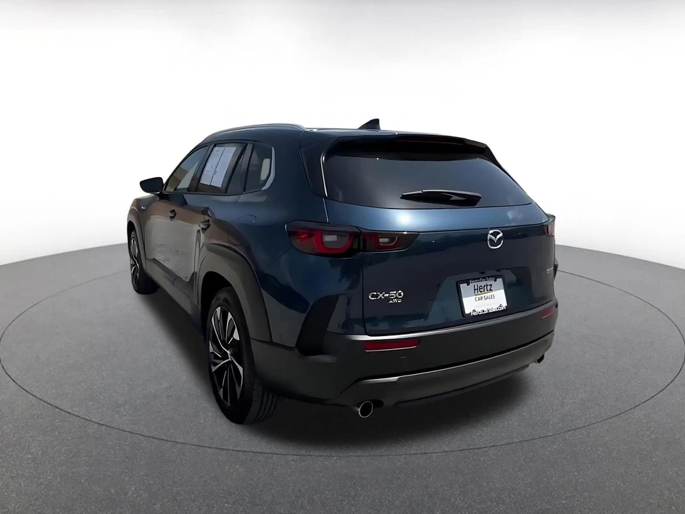 2025 Mazda CX-50 - Image 13 of 31