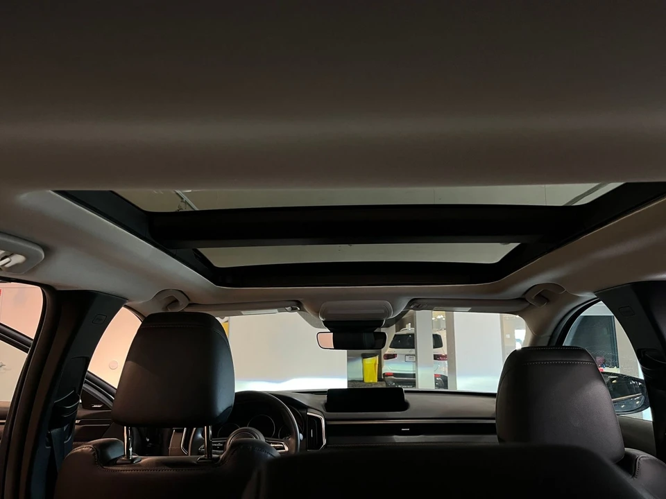 2025 Mazda CX-50 - Image 27 of 31