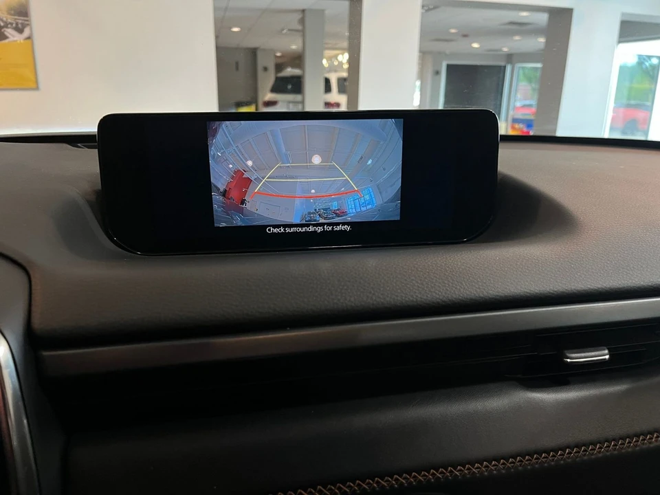 2025 Mazda CX-50 - Image 27 of 31