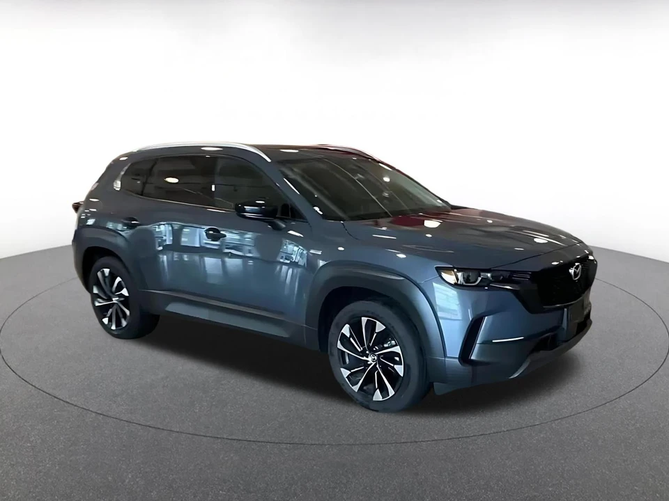2025 Mazda CX-50 - Image 2 of 31