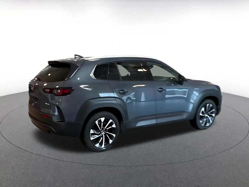 2025 Mazda CX-50 - Image 12 of 31