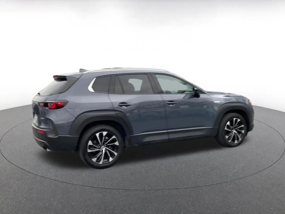2025 Mazda CX-50 - Image 12 of 31