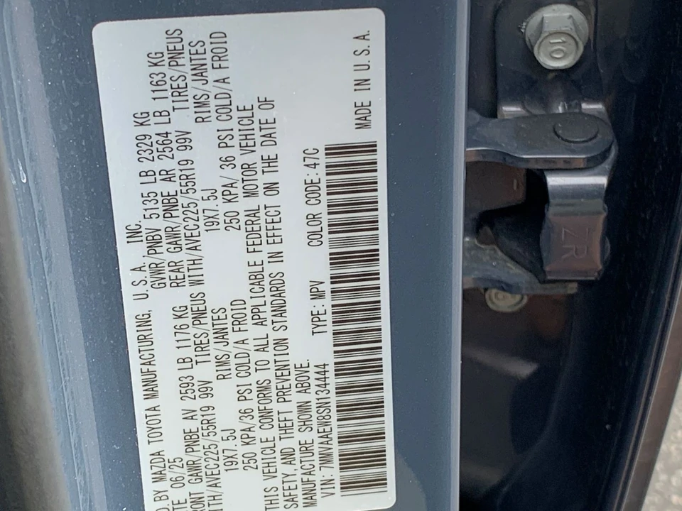 2025 Mazda CX-50 - Image 26 of 31