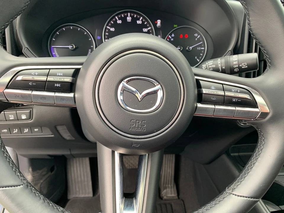 2025 Mazda CX-50 - Image 24 of 31