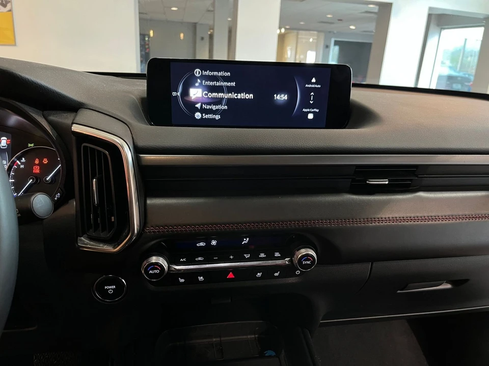 2025 Mazda CX-50 - Image 14 of 31