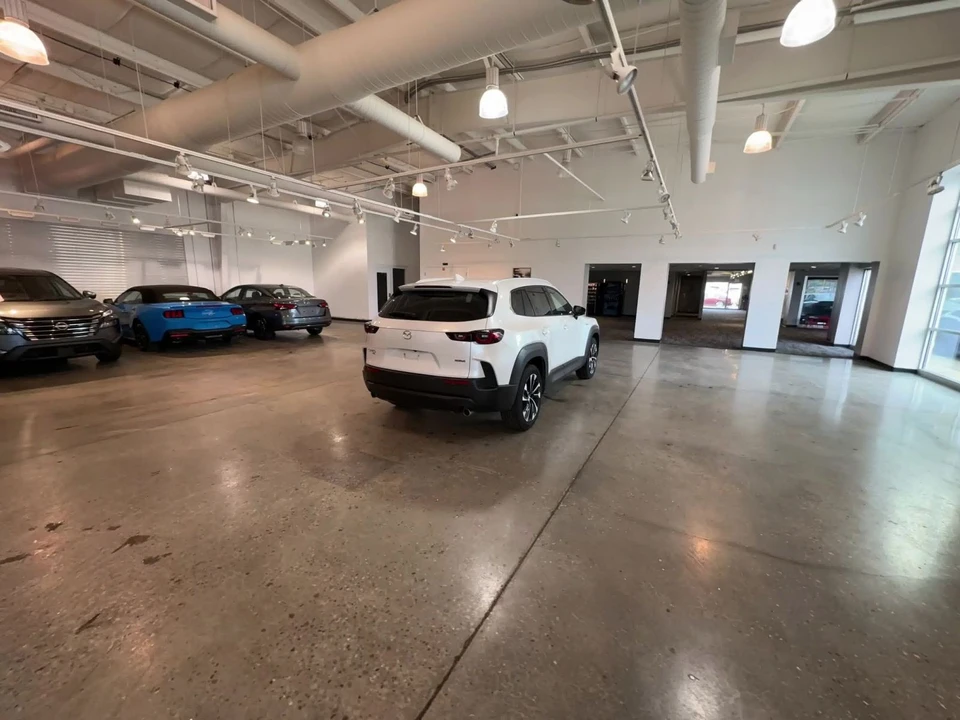 2025 Mazda CX-50 - Image 12 of 31