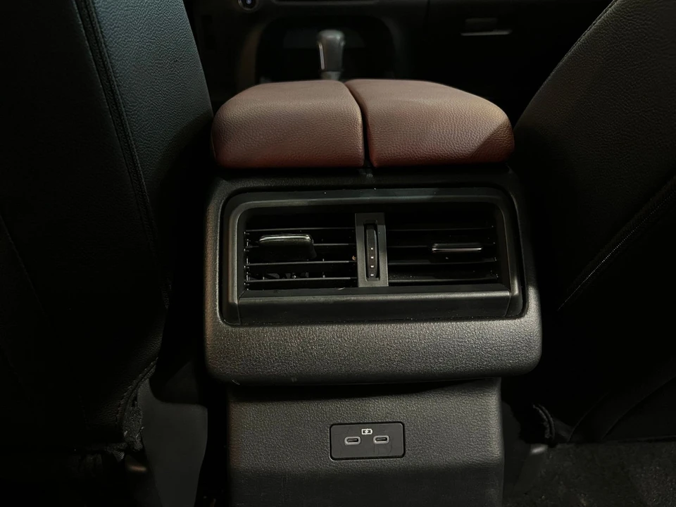 2025 Mazda CX-50 - Image 20 of 31