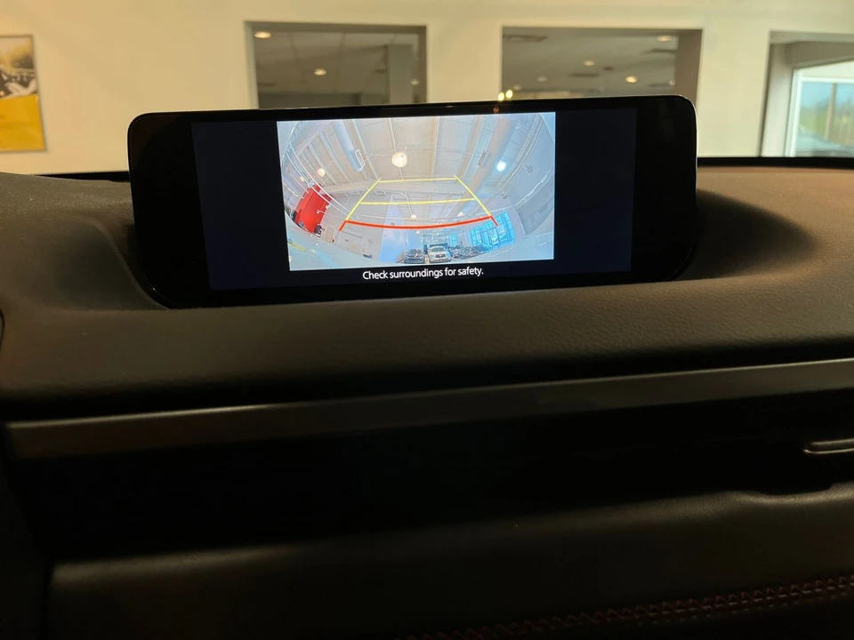 2025 Mazda CX-50 - Image 21 of 31