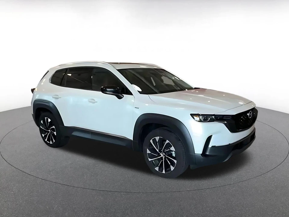 2025 Mazda CX-50 - Image 2 of 31