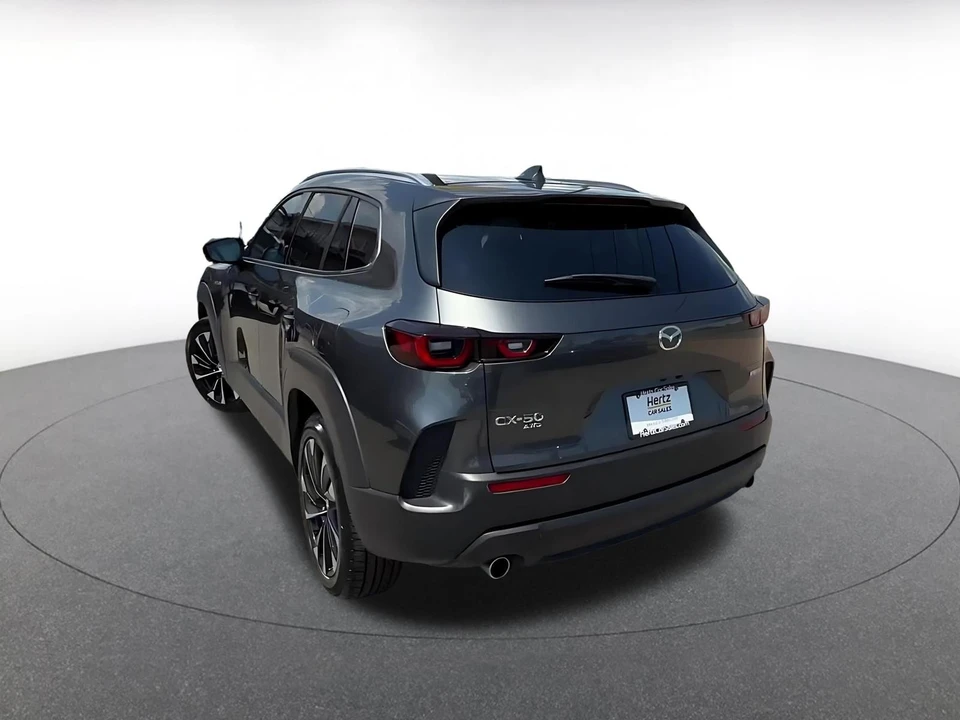 2025 Mazda CX-50 - Image 13 of 31