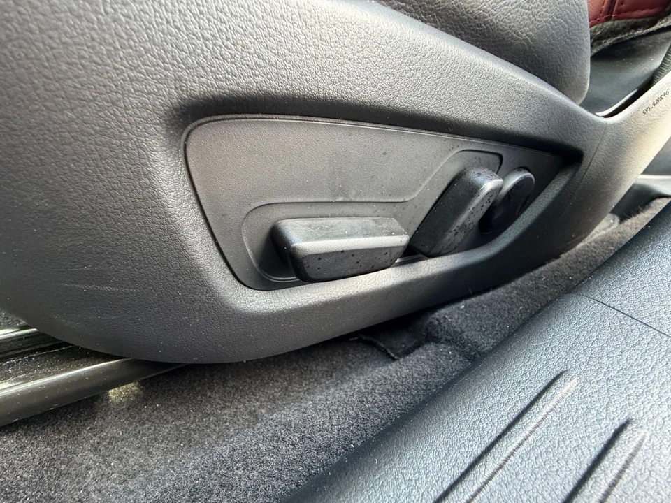 2025 Mazda CX-50 - Image 25 of 31