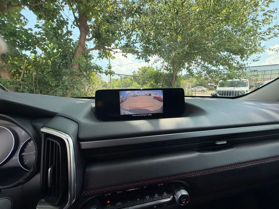 2025 Mazda CX-50 - Image 29 of 31