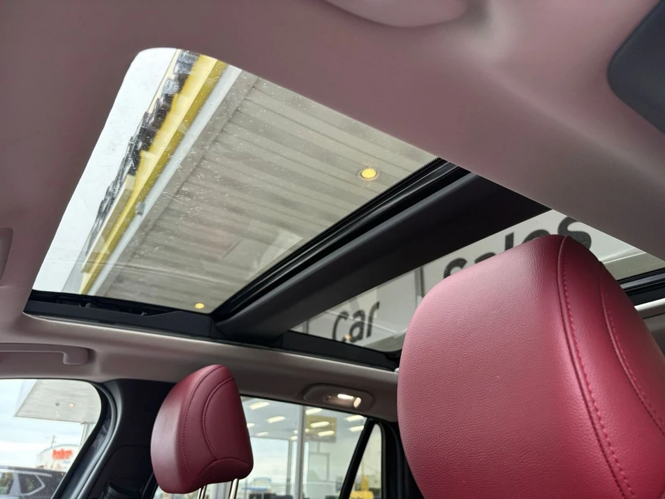 2025 Mazda CX-50 - Image 26 of 31
