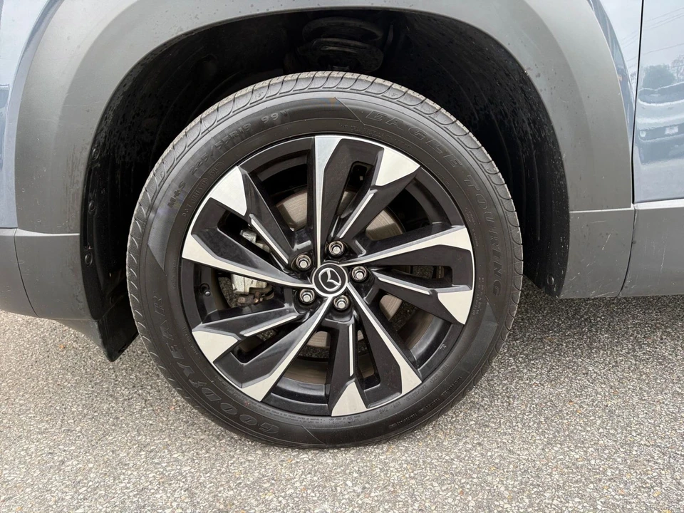 2025 Mazda CX-50 - Image 28 of 31