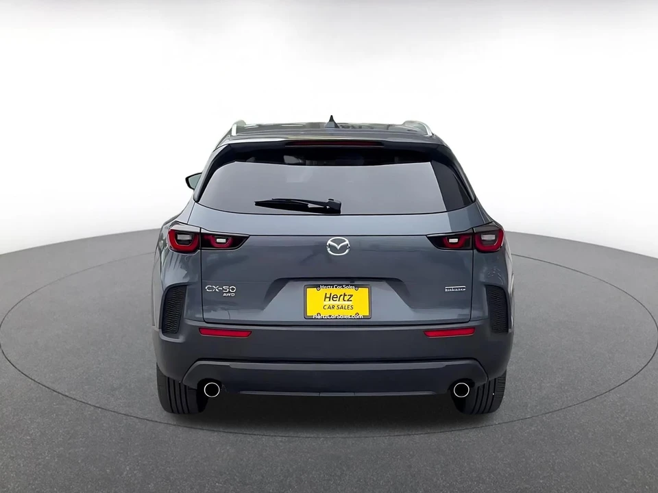 2025 Mazda CX-50 - Image 13 of 31