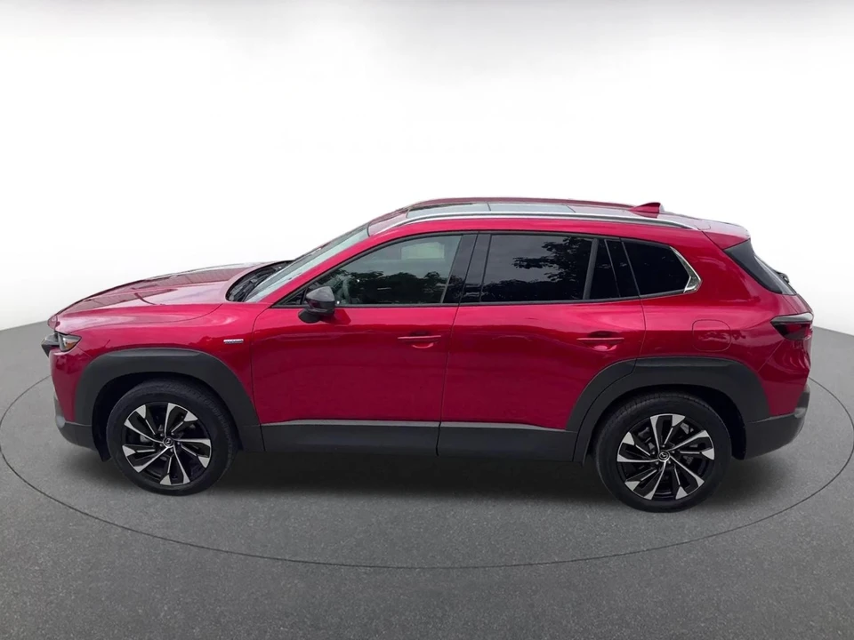 2025 Mazda CX-50 - Image 8 of 31