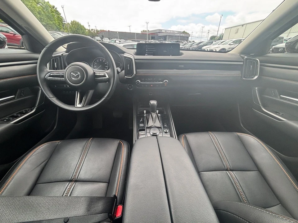 2025 Mazda CX-50 - Image 26 of 31