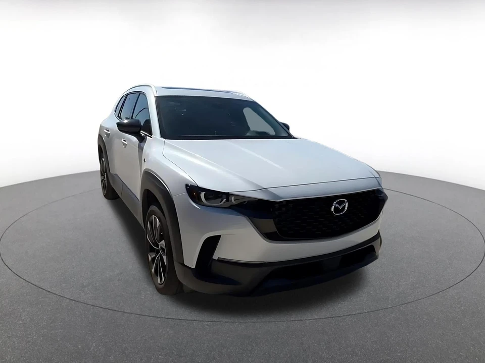 2025 Mazda CX-50 - Image 3 of 31