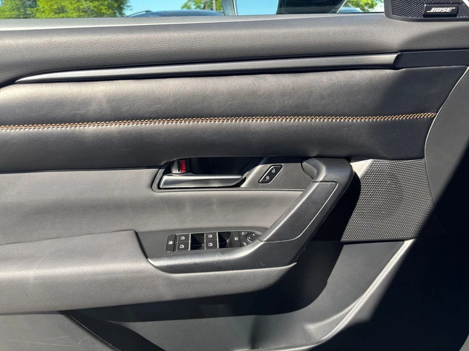 2025 Mazda CX-50 - Image 17 of 31