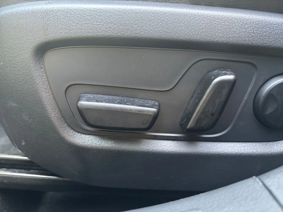 2025 Mazda CX-50 - Image 18 of 31