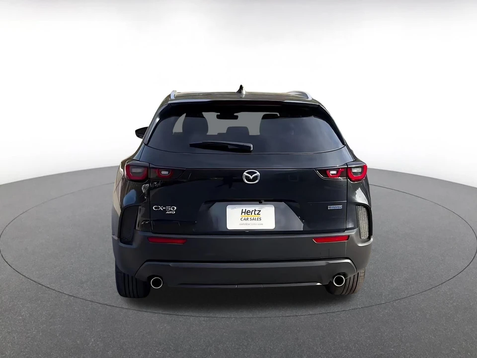 2025 Mazda CX-50 - Image 10 of 31