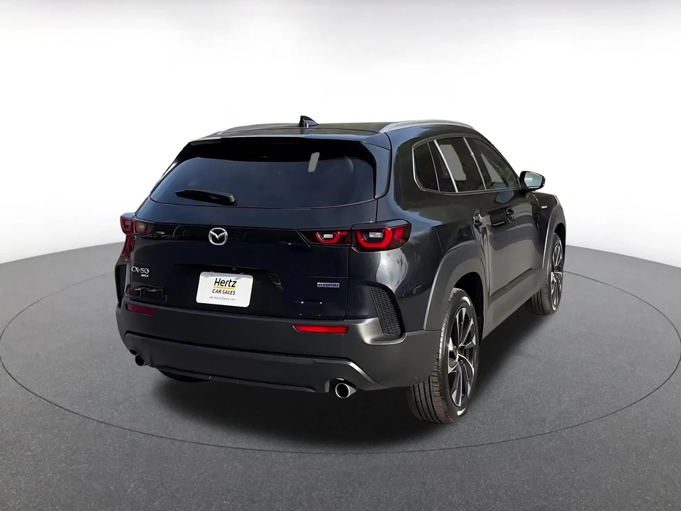 2025 Mazda CX-50 - Image 12 of 31