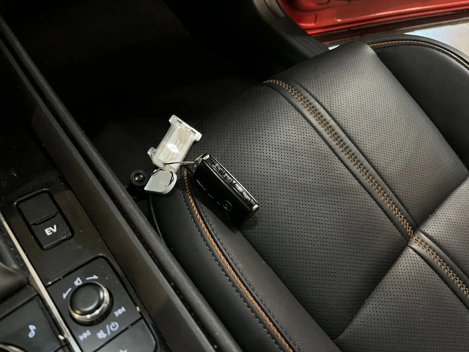 2025 Mazda CX-50 - Image 23 of 31