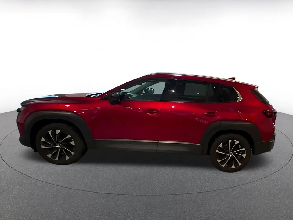2025 Mazda CX-50 - Image 8 of 31