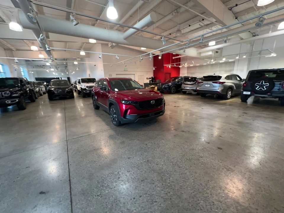 2025 Mazda CX-50 - Image 18 of 31