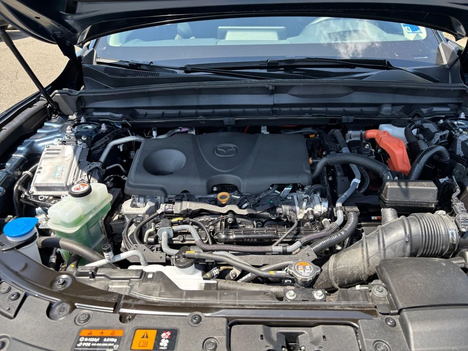 2025 Mazda CX-50 - Image 29 of 31