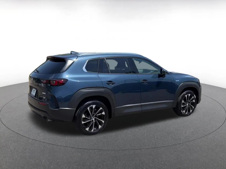 2025 Mazda CX-50 - Image 12 of 31