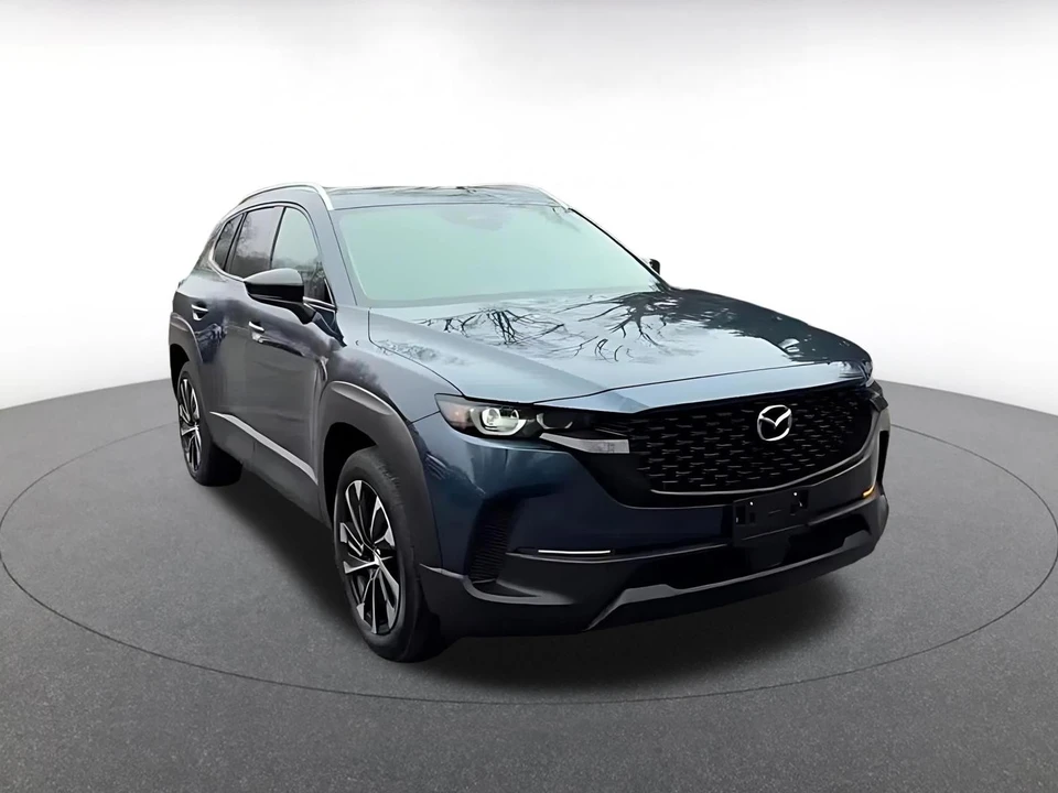 2025 Mazda CX-50 - Image 3 of 31