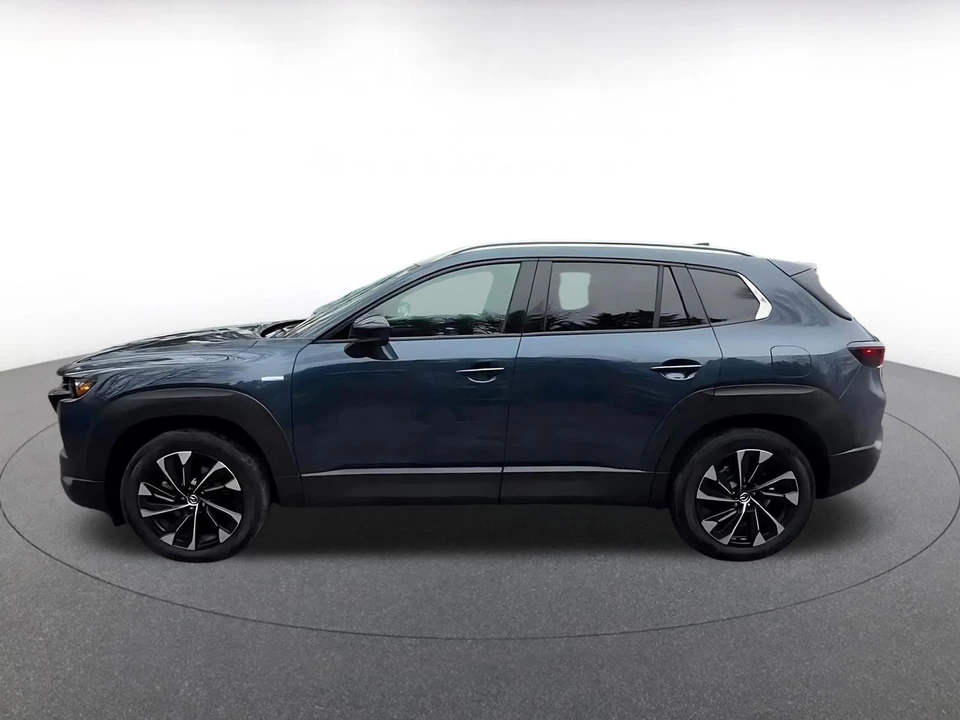 2025 Mazda CX-50 - Image 7 of 31